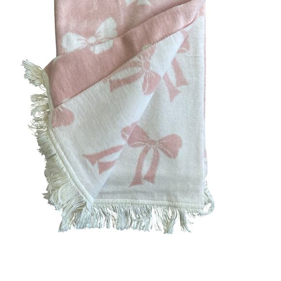 Docofil Pink & White Bow Reversible Throw Blanket Made in Portugal 51" x67' NEW - Picture 4 of 10